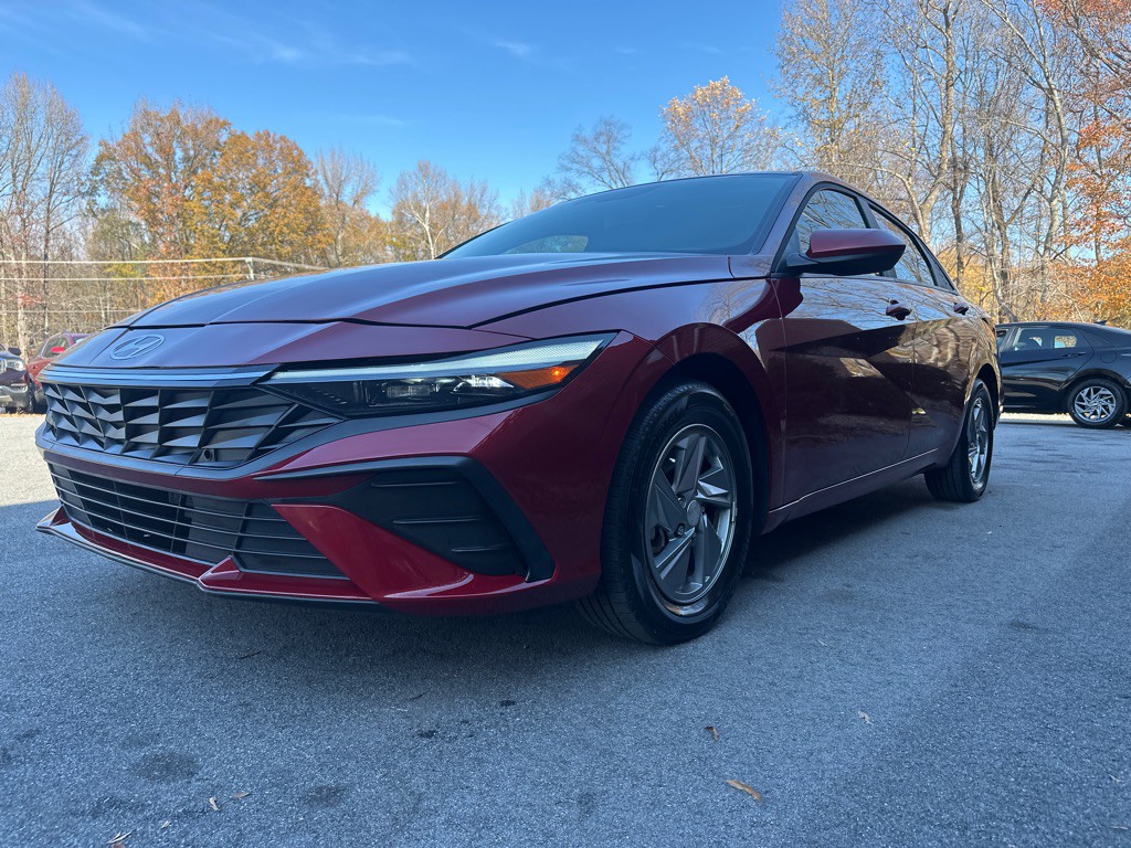 2024 Hyundai Elantra Image 37