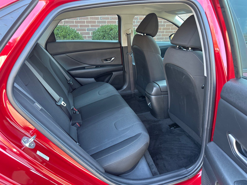 2024 Hyundai Elantra Image 14