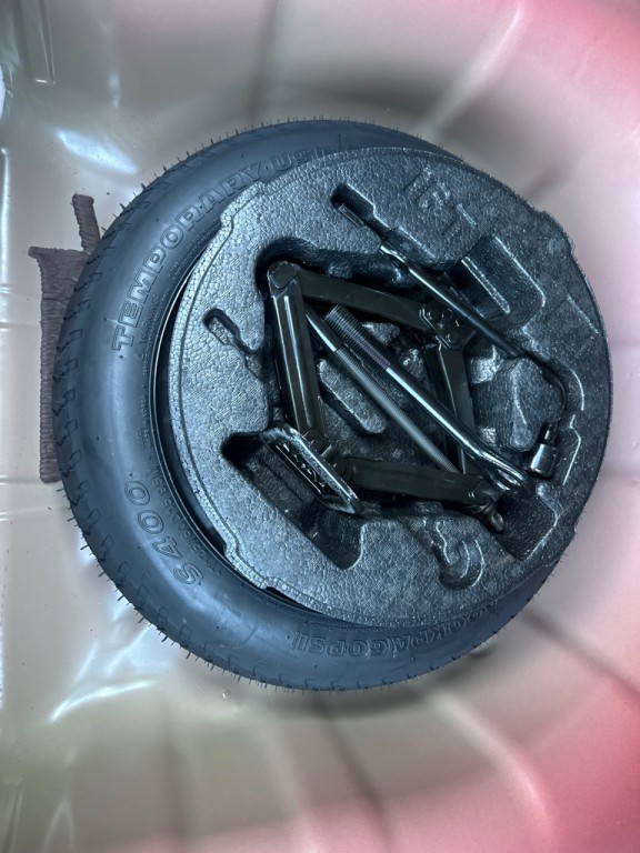 2024 Hyundai Elantra Image 42