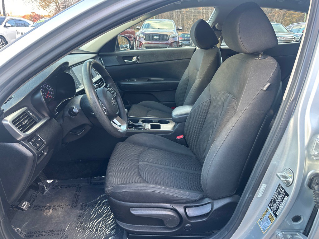 2019 Kia Optima Image 9