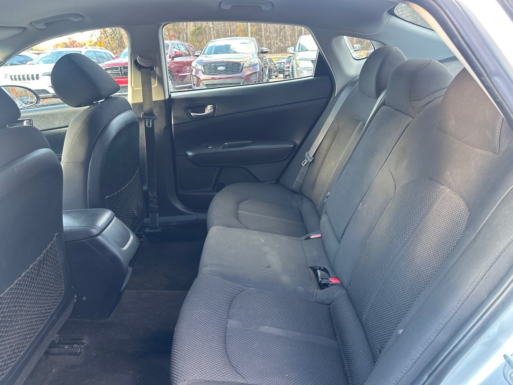 2019 Kia Optima Image 12