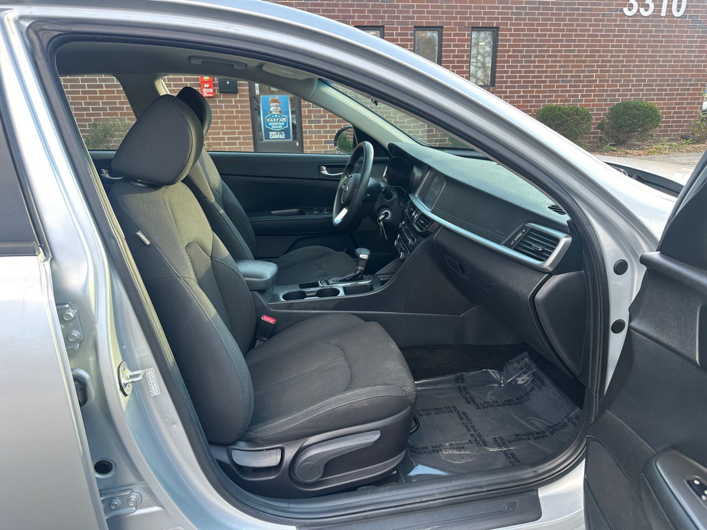 2019 Kia Optima Image 15