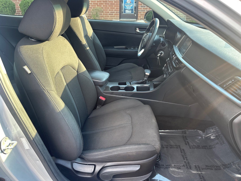 2019 Kia Optima Image 16
