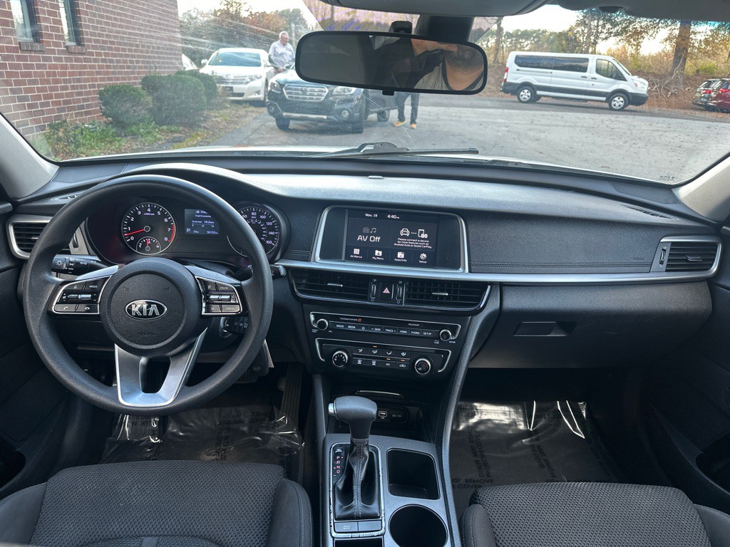 2019 Kia Optima Image 17
