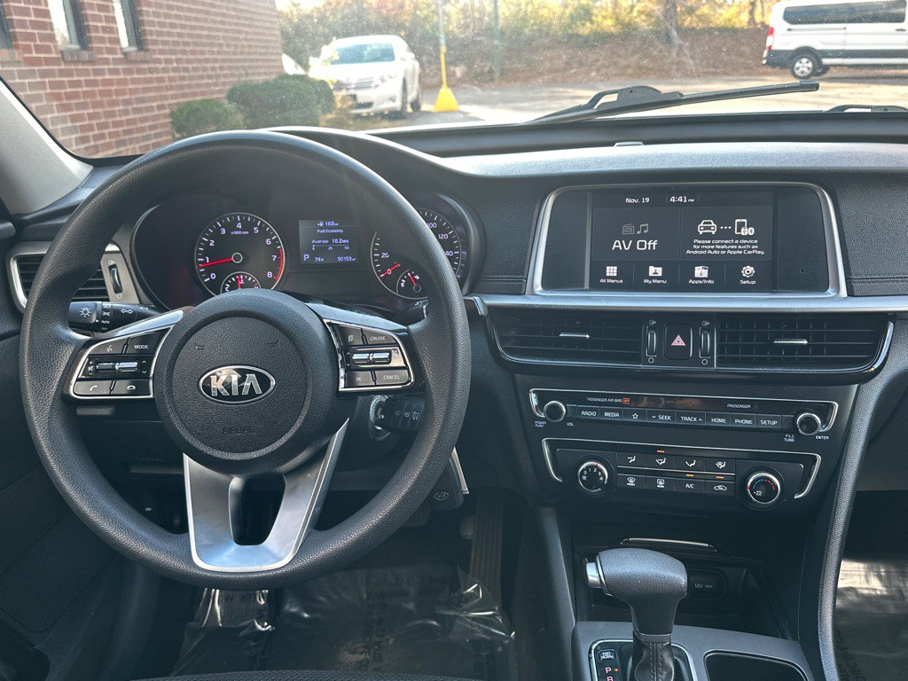 2019 Kia Optima Image 20