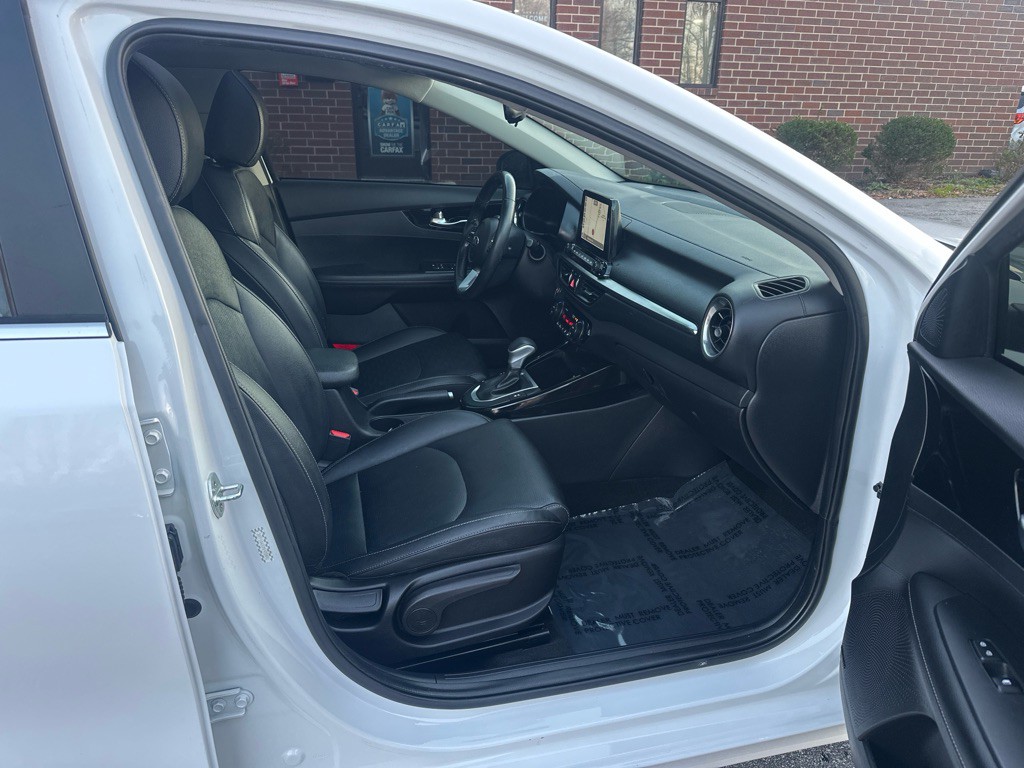 2021 Kia Forte Image 22