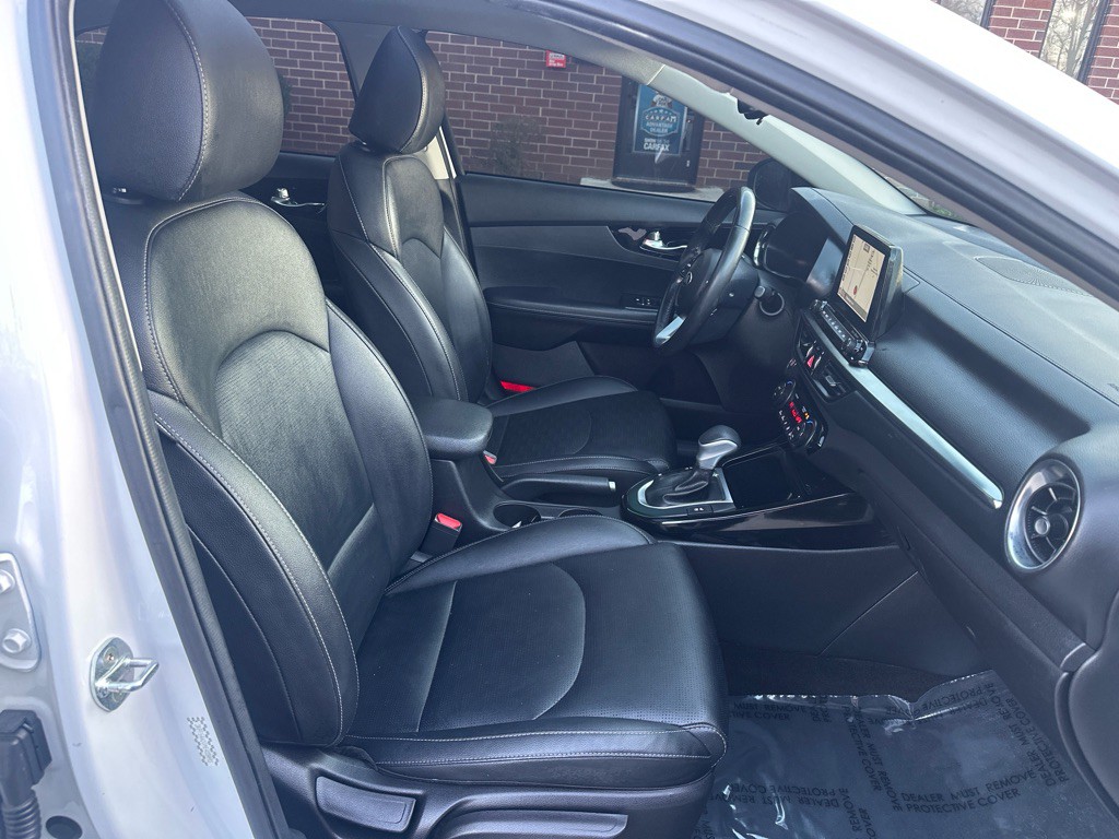 2021 Kia Forte Image 23