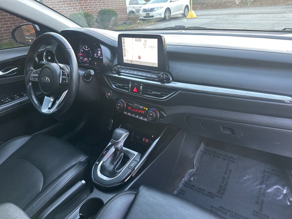 2021 Kia Forte Image 24