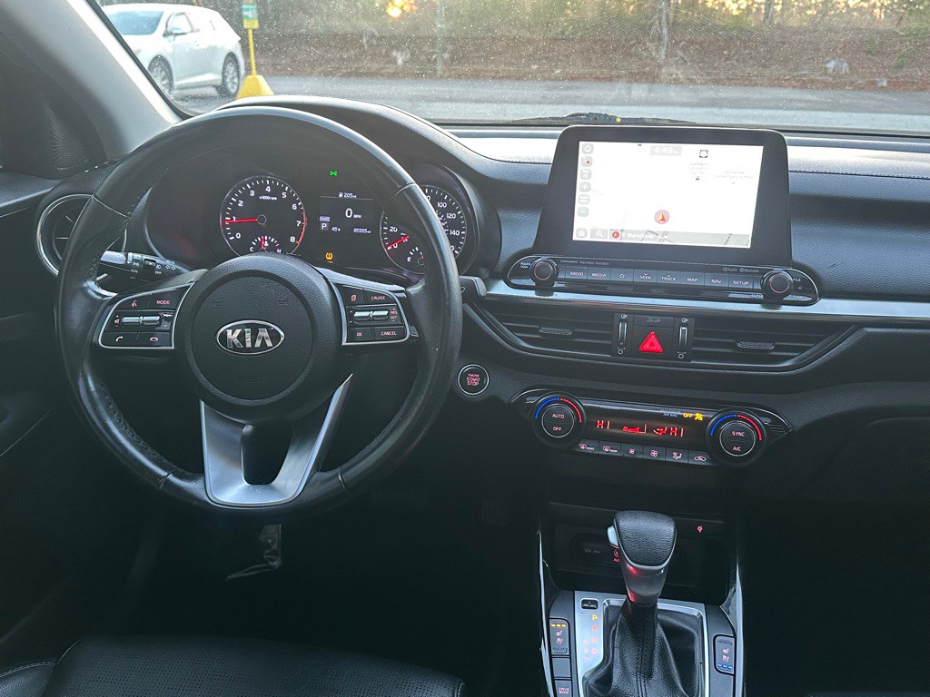 2021 Kia Forte Image 32