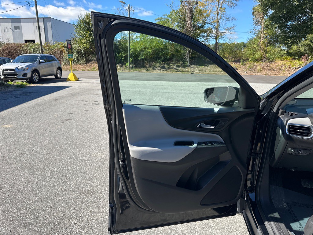 2019 Chevrolet Equinox Image 9