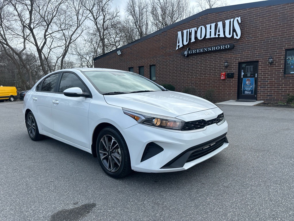 2024 Kia Forte Image 1