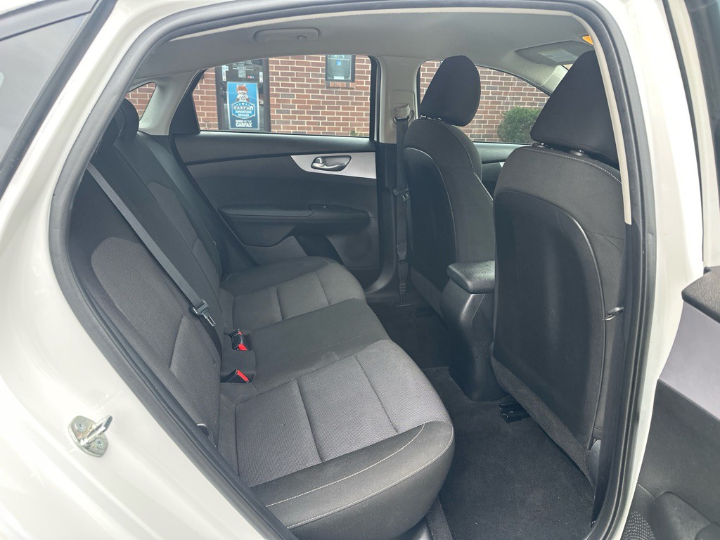 2024 Kia Forte Image 15