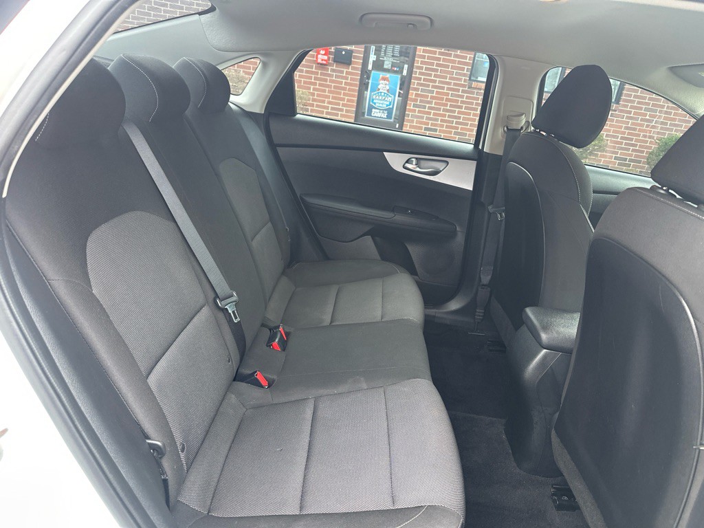 2024 Kia Forte Image 16