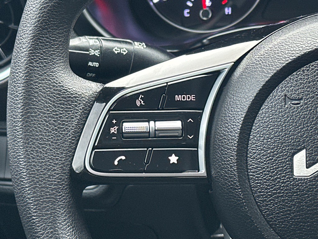 2024 Kia Forte Image 24