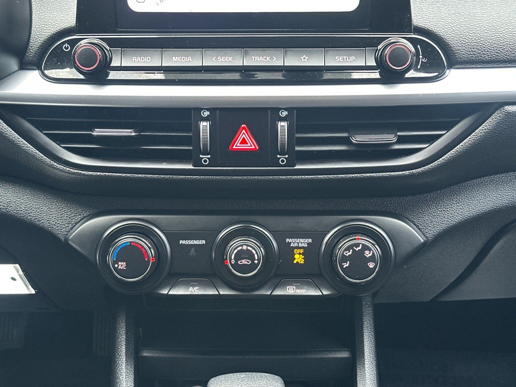 2024 Kia Forte Image 26