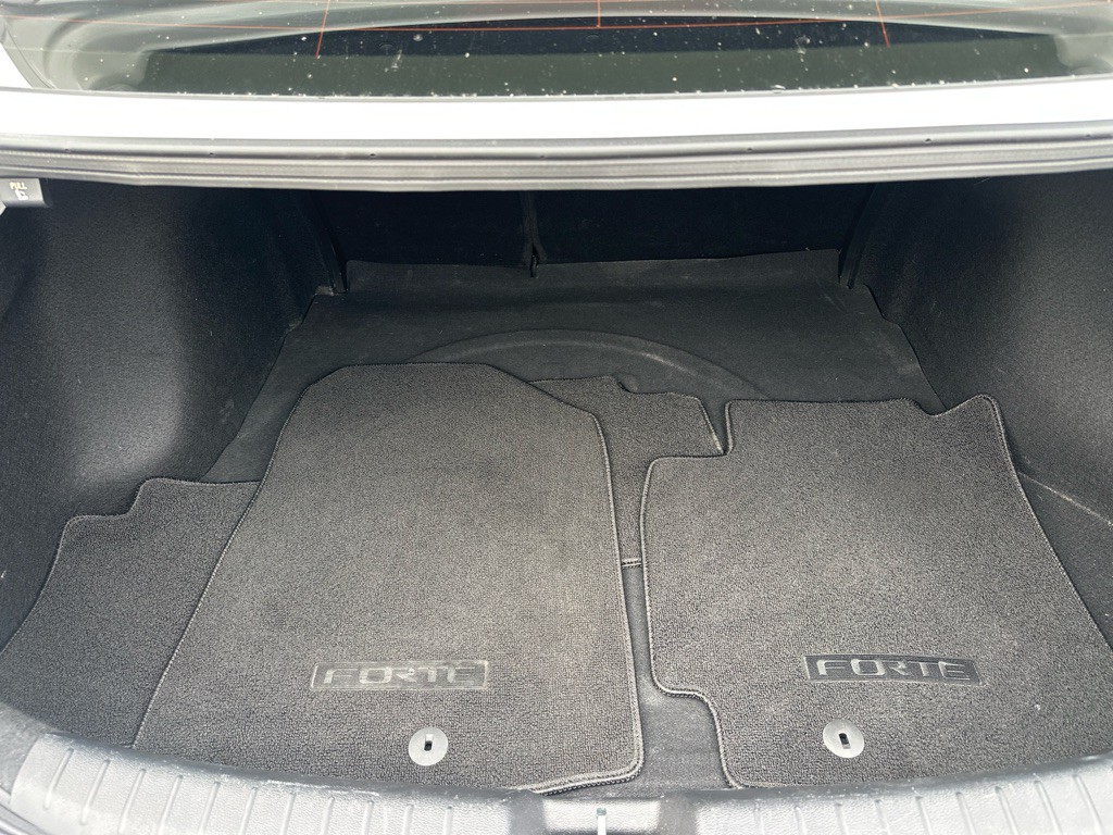 2024 Kia Forte Image 33