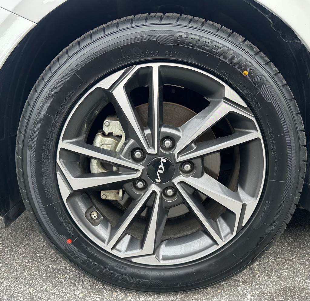 2024 Kia Forte Image 35