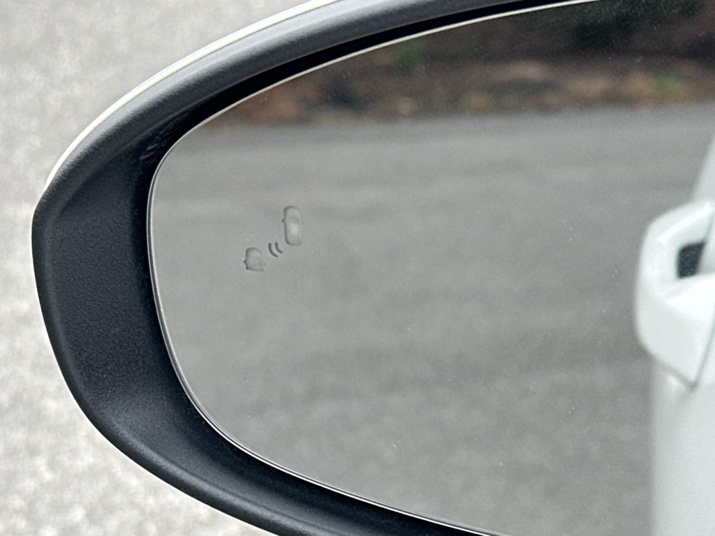 2024 Kia Forte Image 38