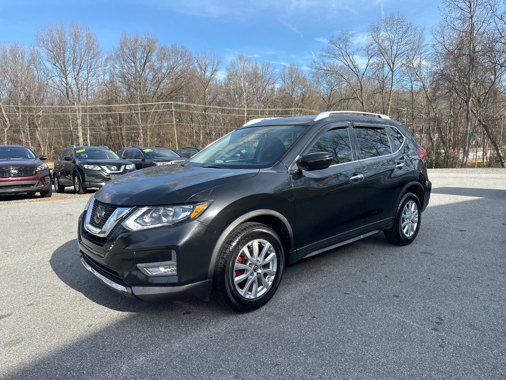 2020 Nissan Rogue Image 2