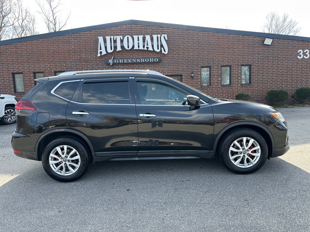 2020 Nissan Rogue Image 8