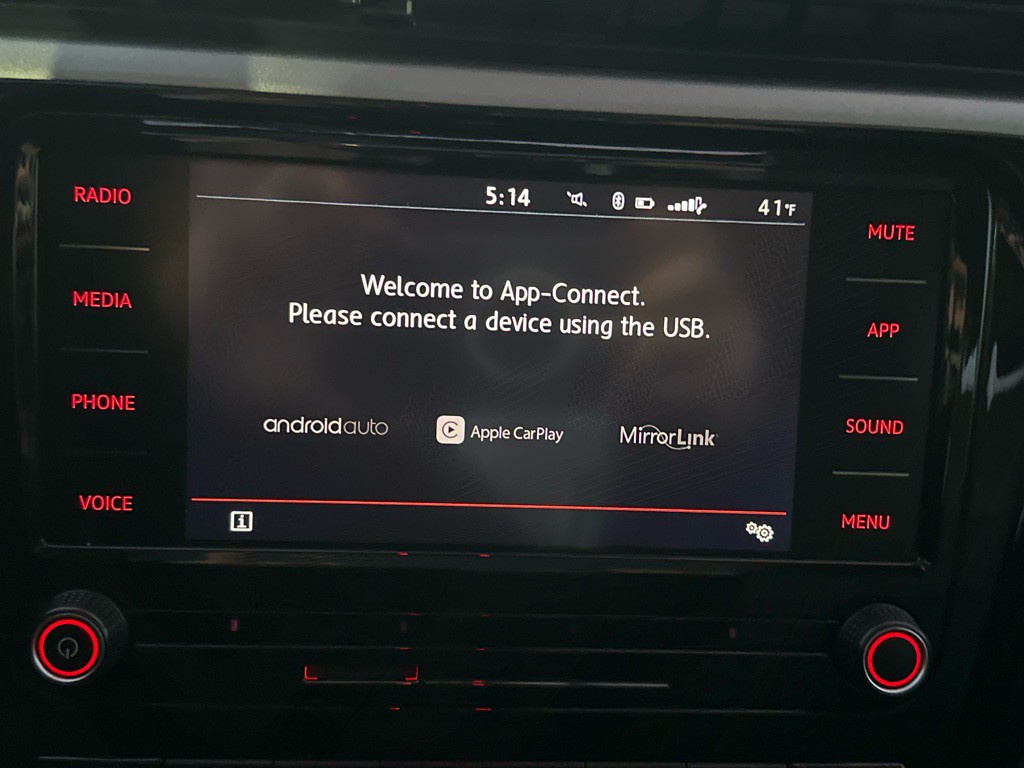 2021 Volkswagen Passat Image 26