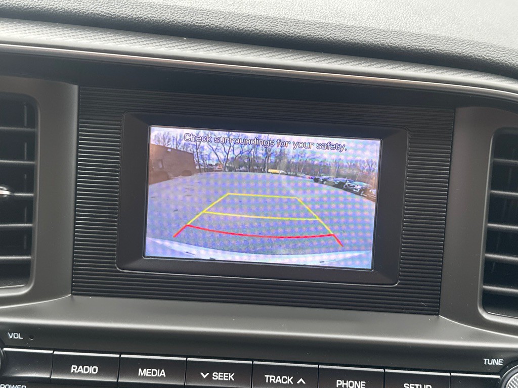 2020 Hyundai Elantra Image 30