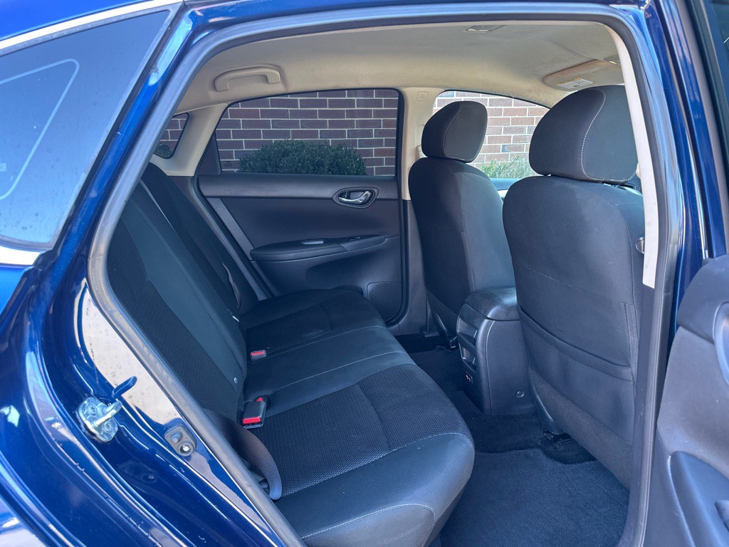 2019 Nissan Sentra Image 16