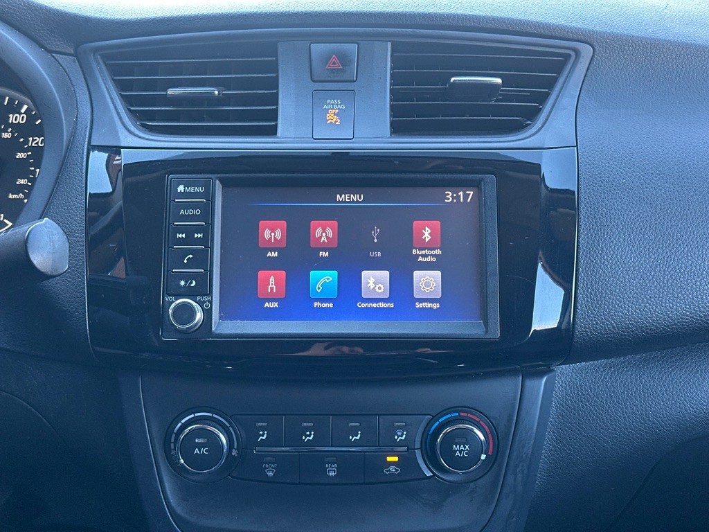 2019 Nissan Sentra Image 24