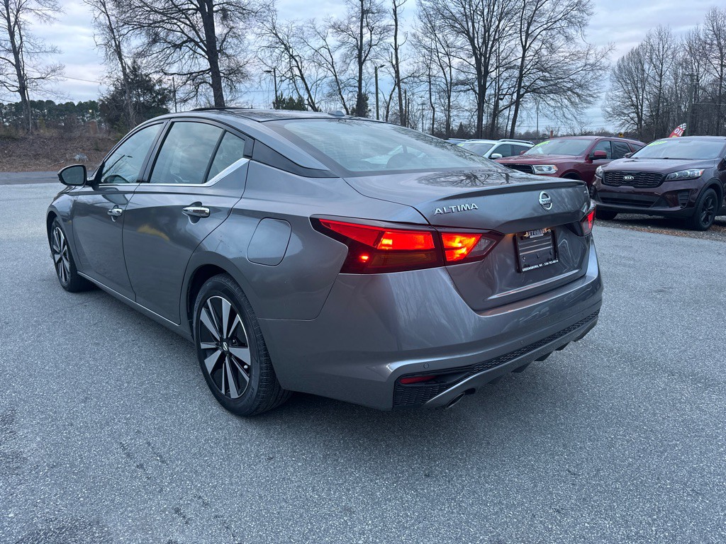 2019 Nissan Altima Image 5