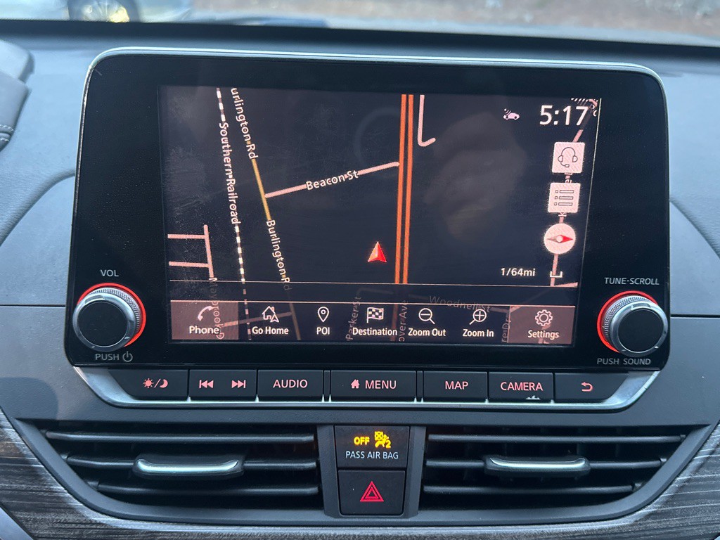 2019 Nissan Altima Image 35