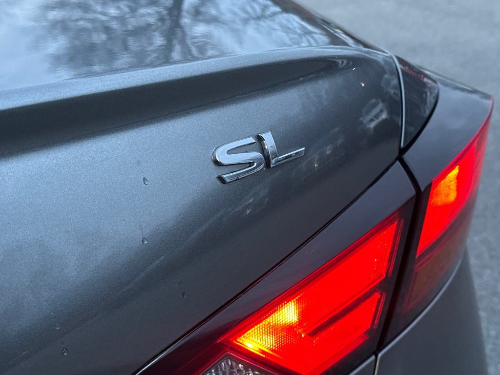 2019 Nissan Altima Image 44