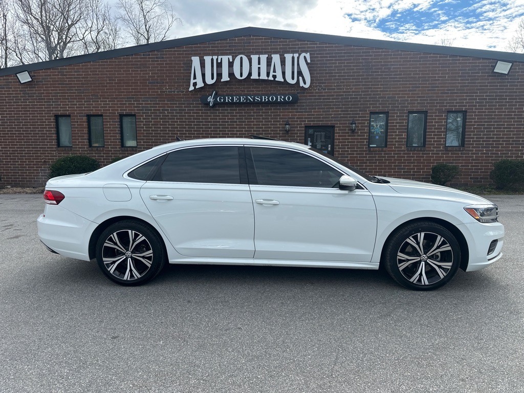 2021 Volkswagen Passat Image 8