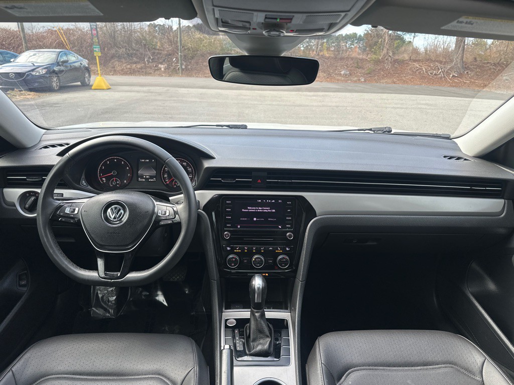 2021 Volkswagen Passat Image 26