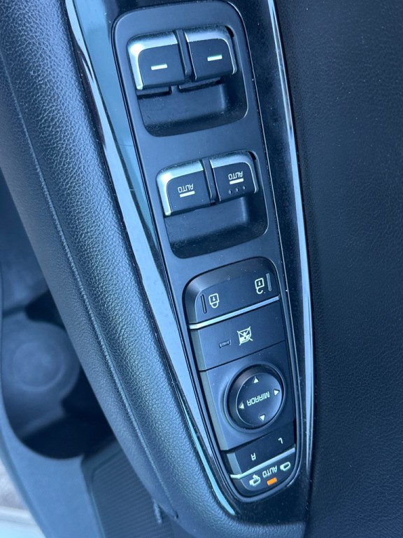 2016 Kia Optima Image 25