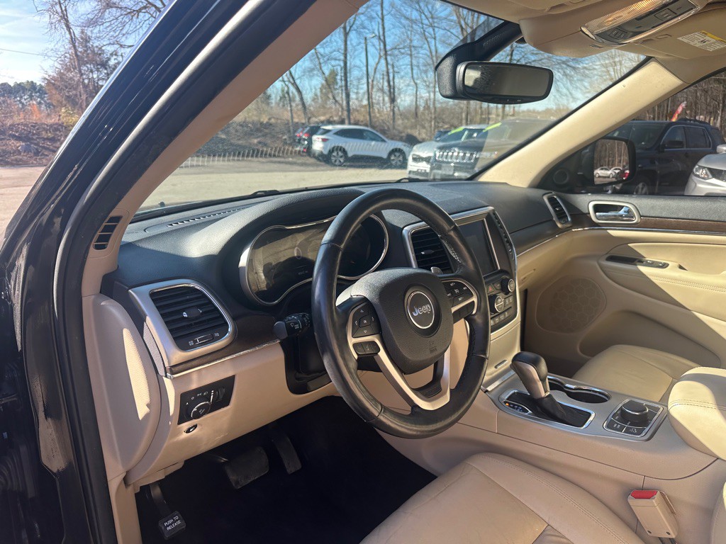 2017 Jeep Grand Cherokee Image 13