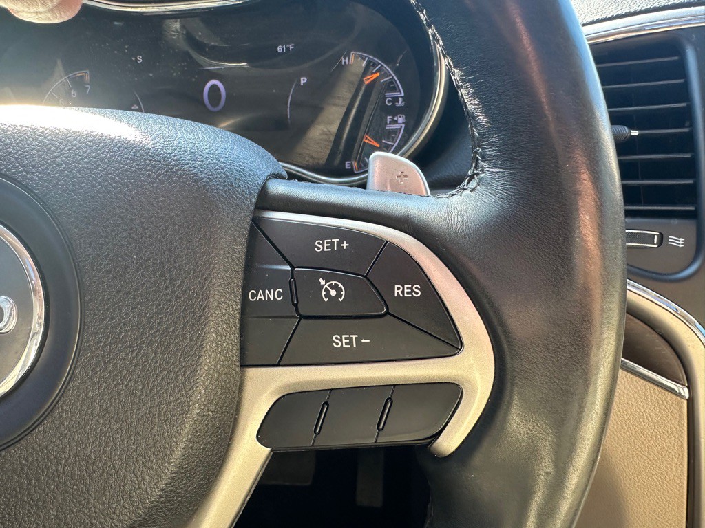 2017 Jeep Grand Cherokee Image 26