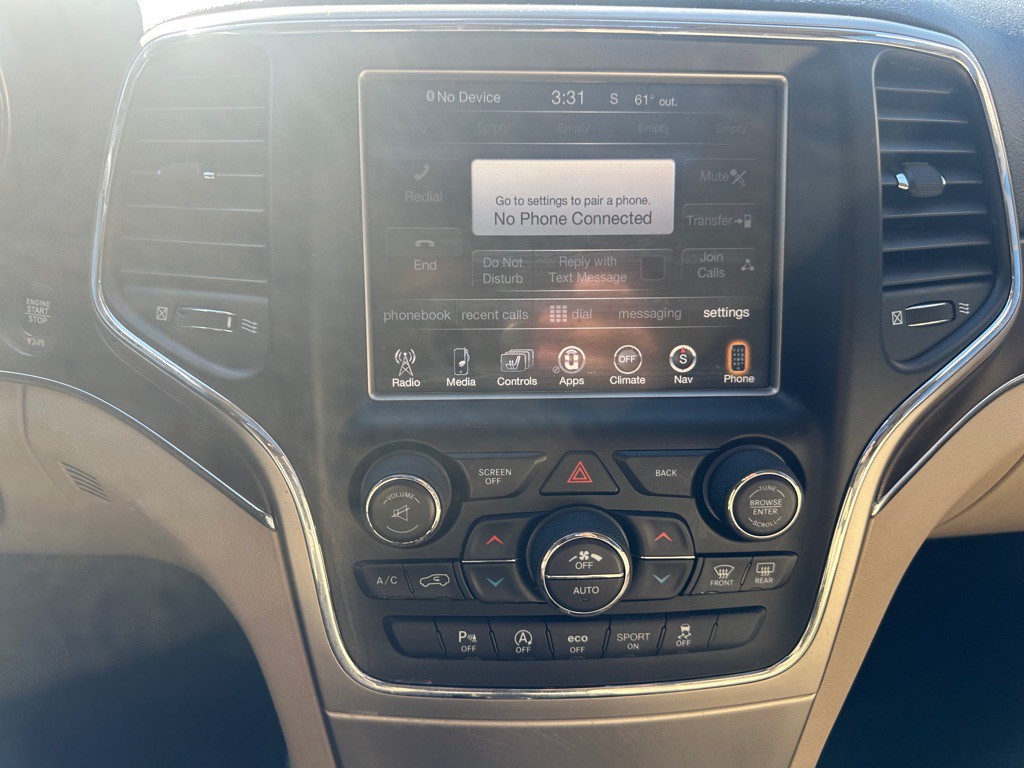 2017 Jeep Grand Cherokee Image 28