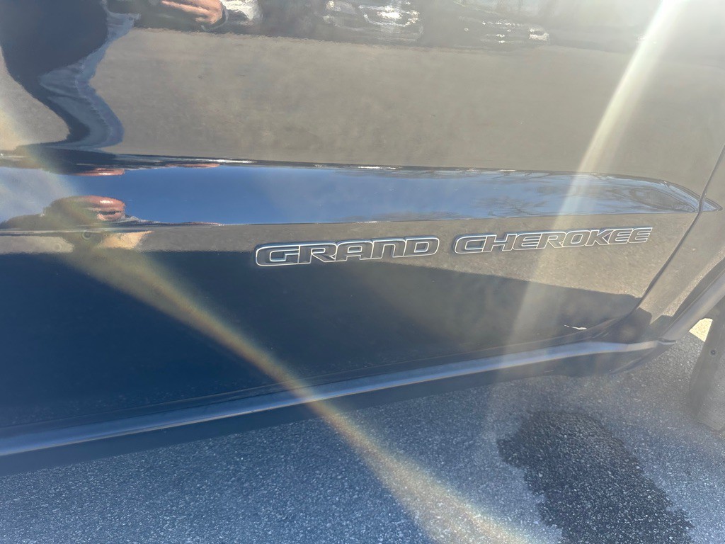 2017 Jeep Grand Cherokee Image 37