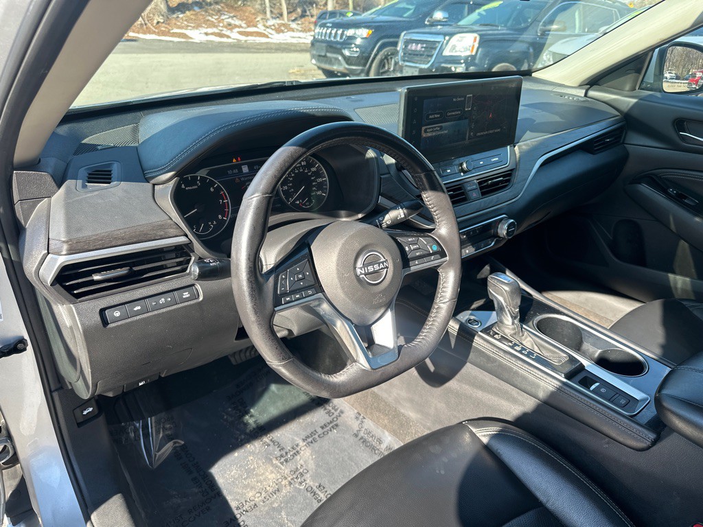 2023 Nissan Altima Image 12