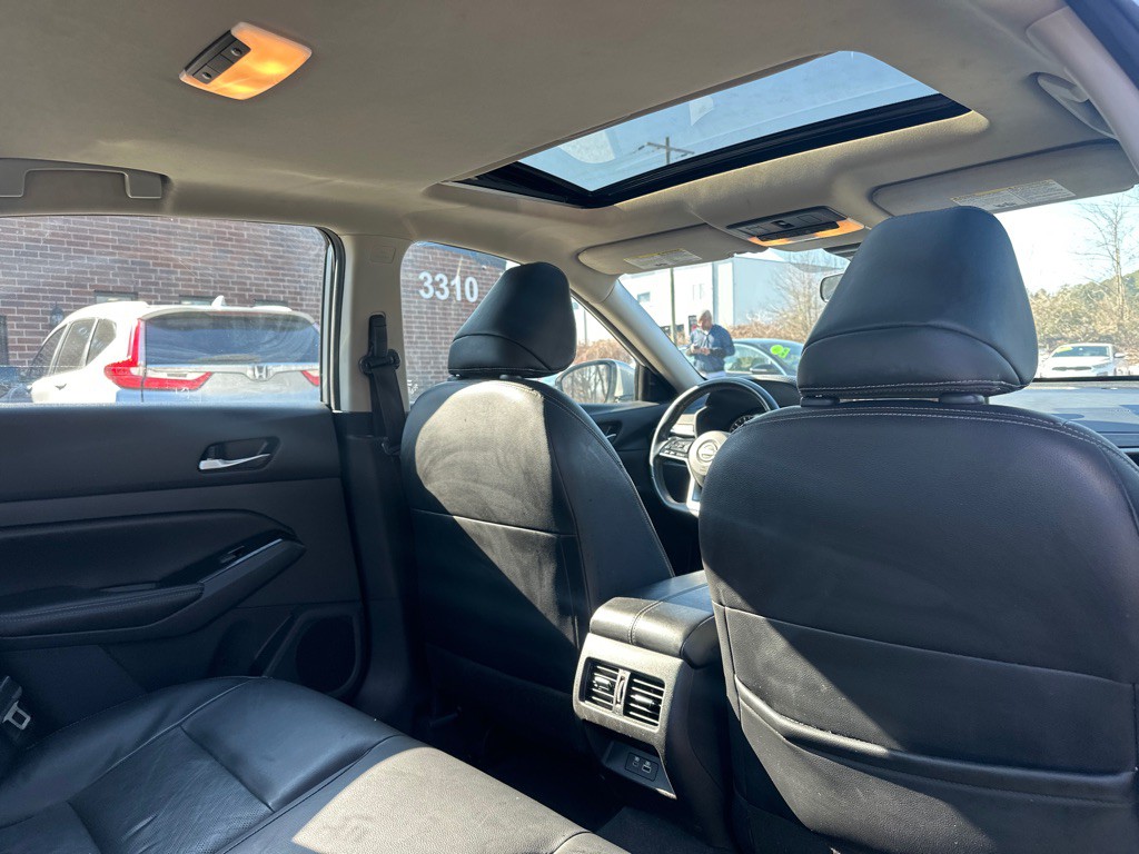 2023 Nissan Altima Image 18