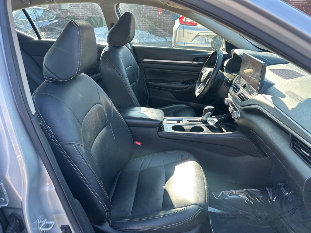2023 Nissan Altima Image 20