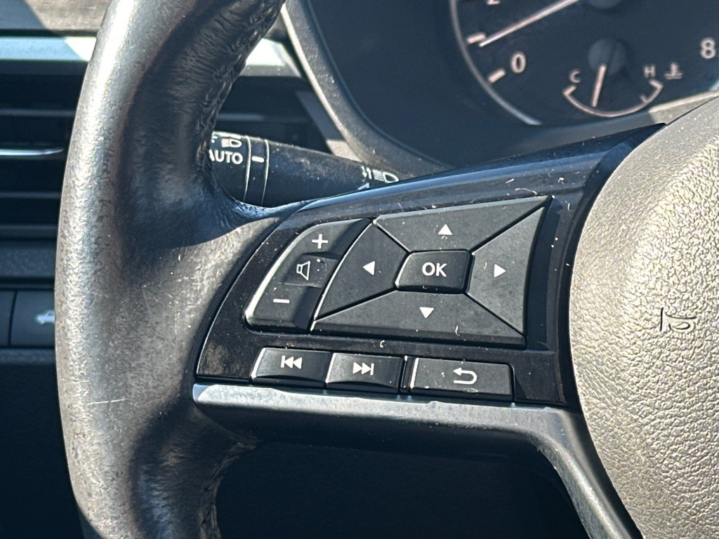 2023 Nissan Altima Image 25