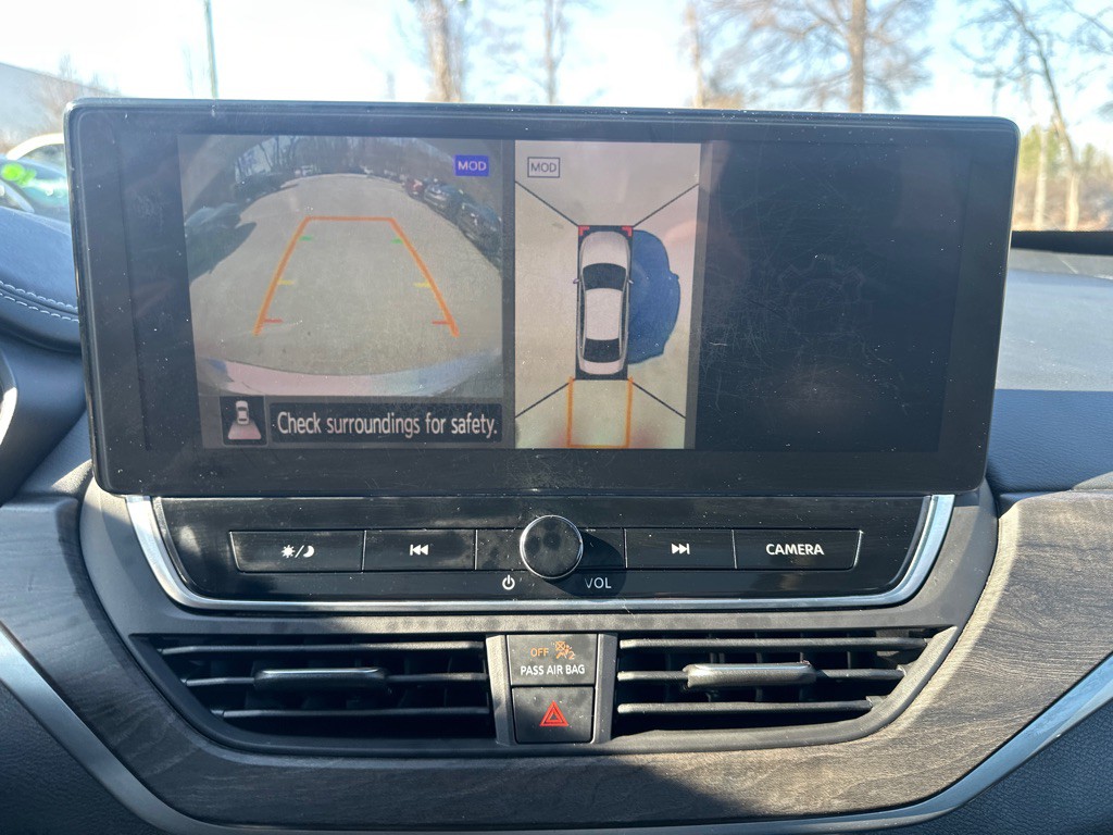 2023 Nissan Altima Image 30