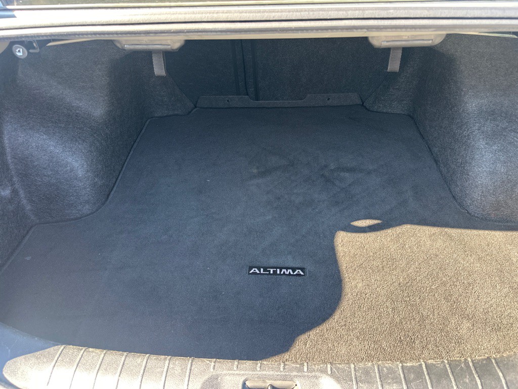 2023 Nissan Altima Image 38