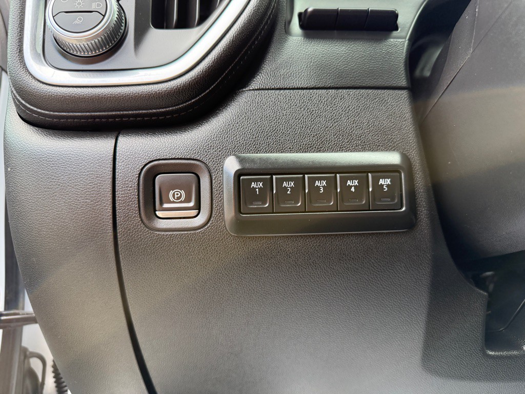 2021 GMC Sierra Image 18
