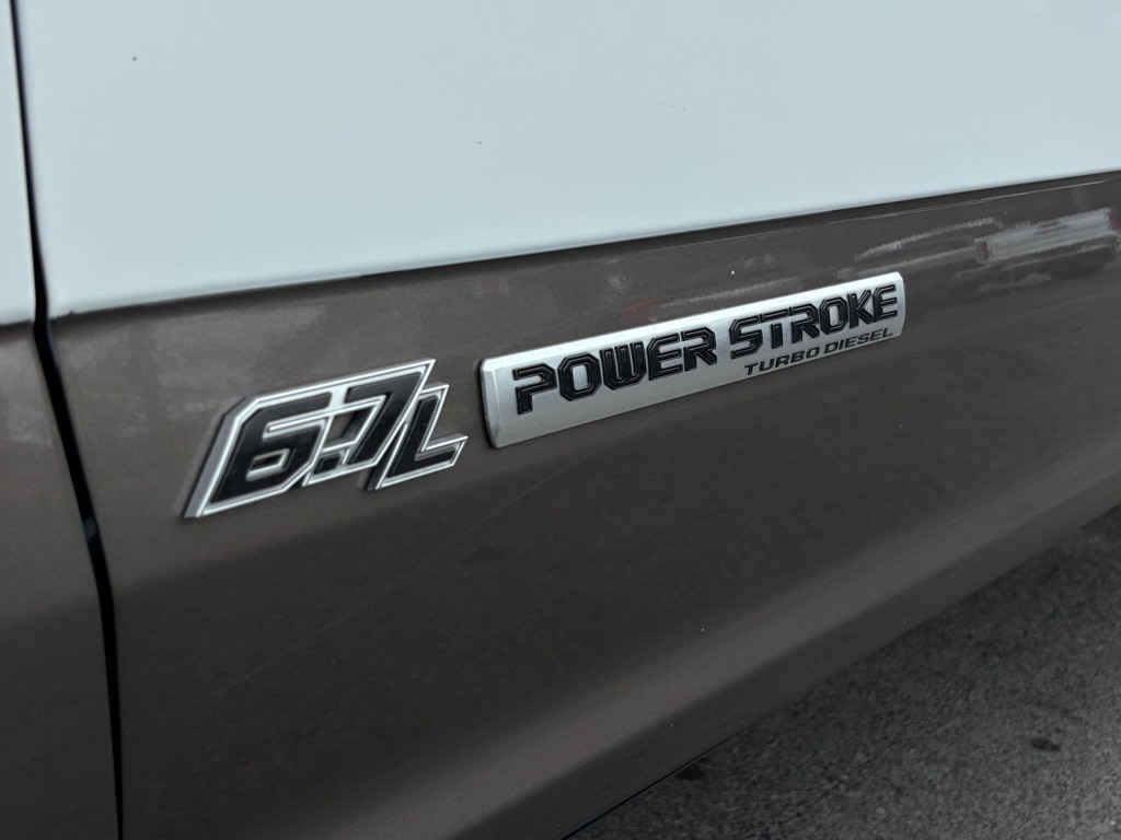 2021 Ford F-350 Image 13