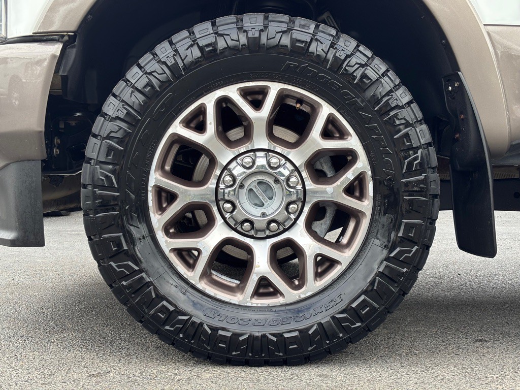 2021 Ford F-350 Image 15