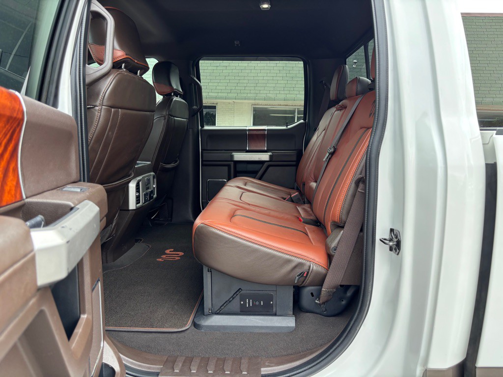 2021 Ford F-350 Image 23