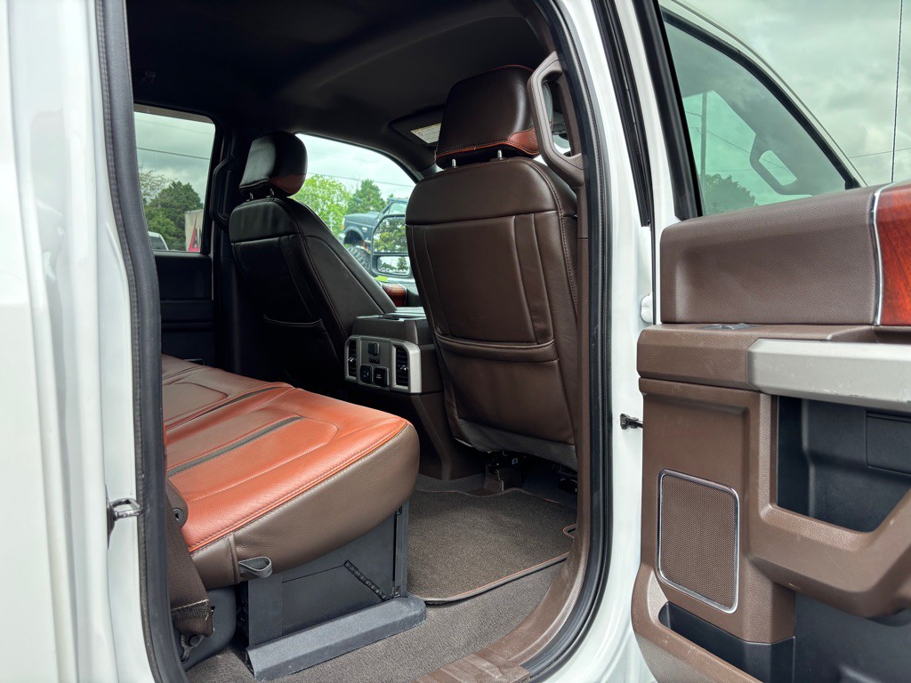 2021 Ford F-350 Image 30