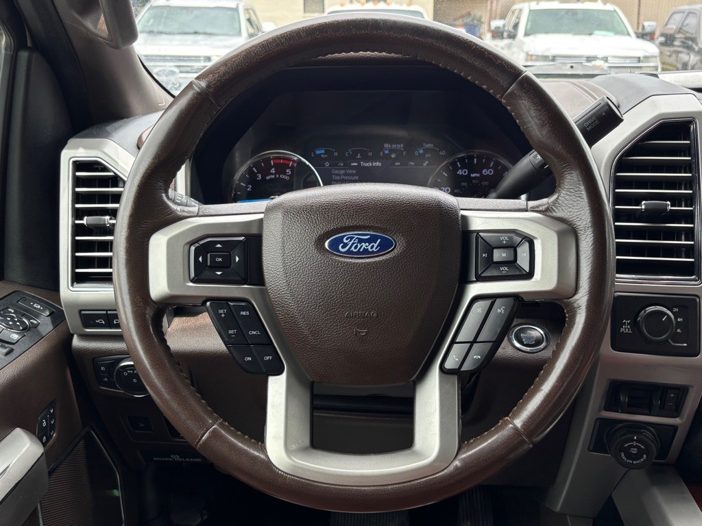 2021 Ford F-350 Image 37